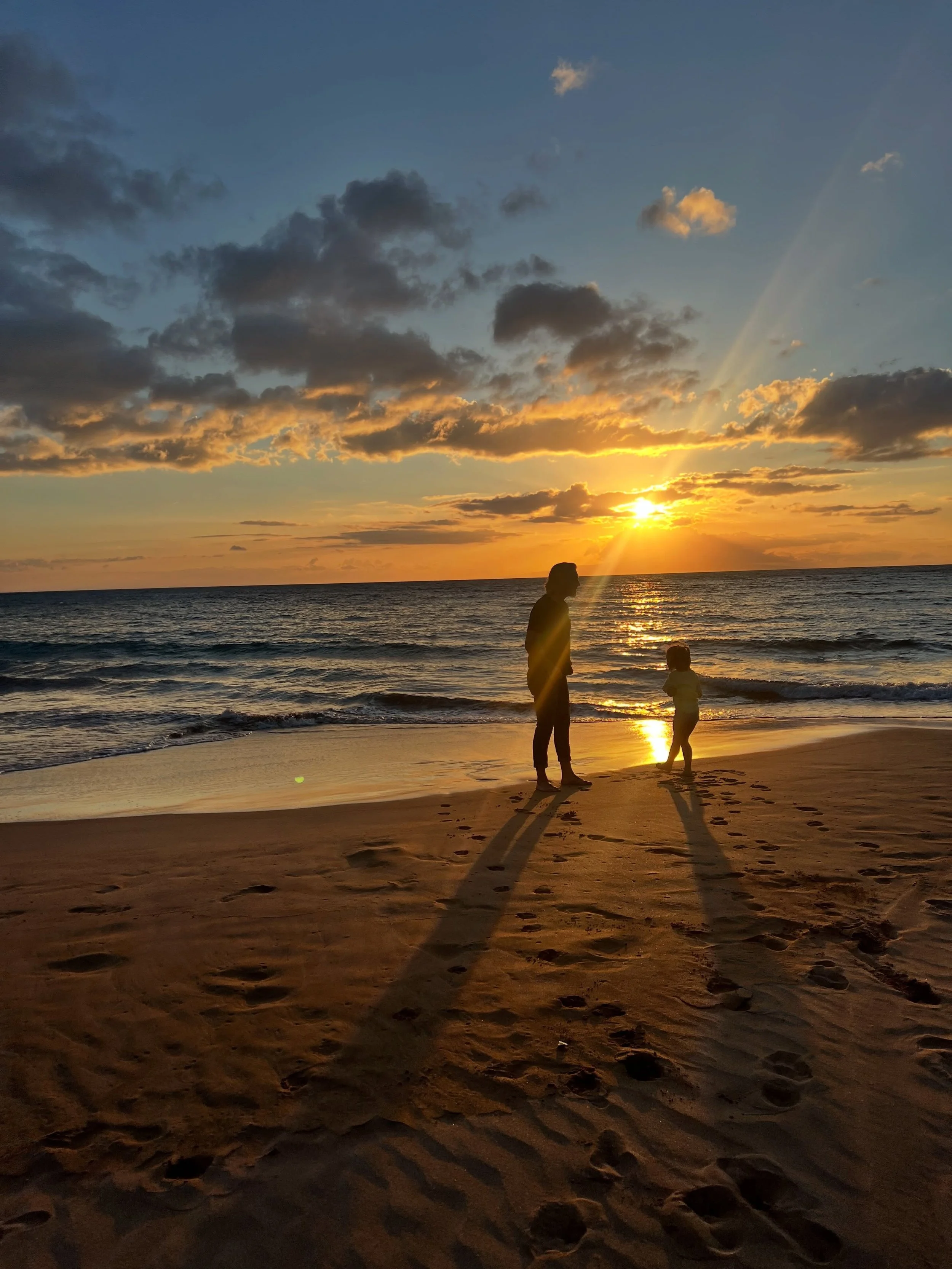 Life in May so far 🤍

Thankful for time away to enjoy the beautiful Hawaii with my family. There&rsquo;s just something magical about seeing your sweet girl explore 🥹💕🙏

Took time to truly step away, reset, and enjoy all my favorite things. Famil