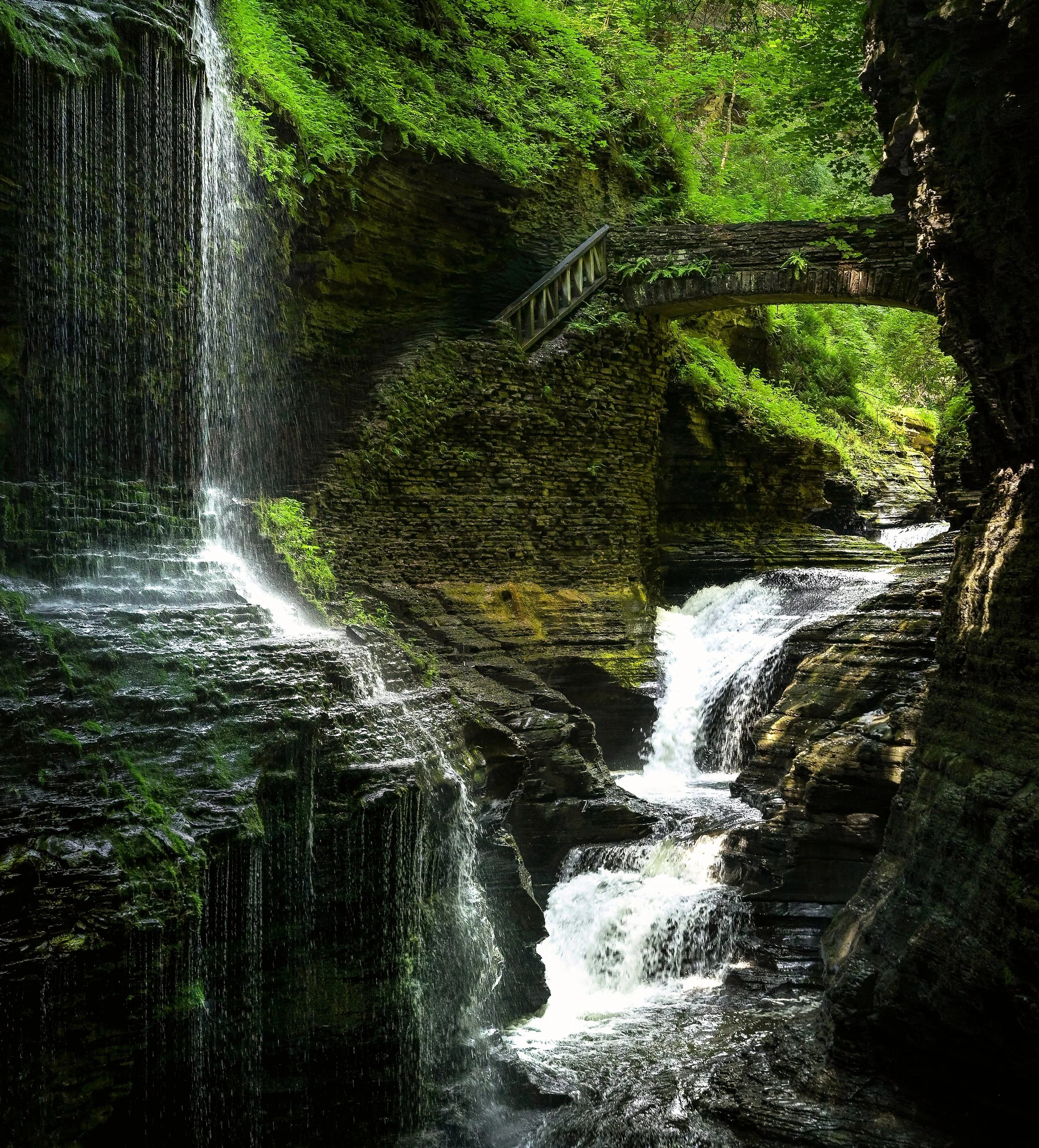 rainbow falls.jpg