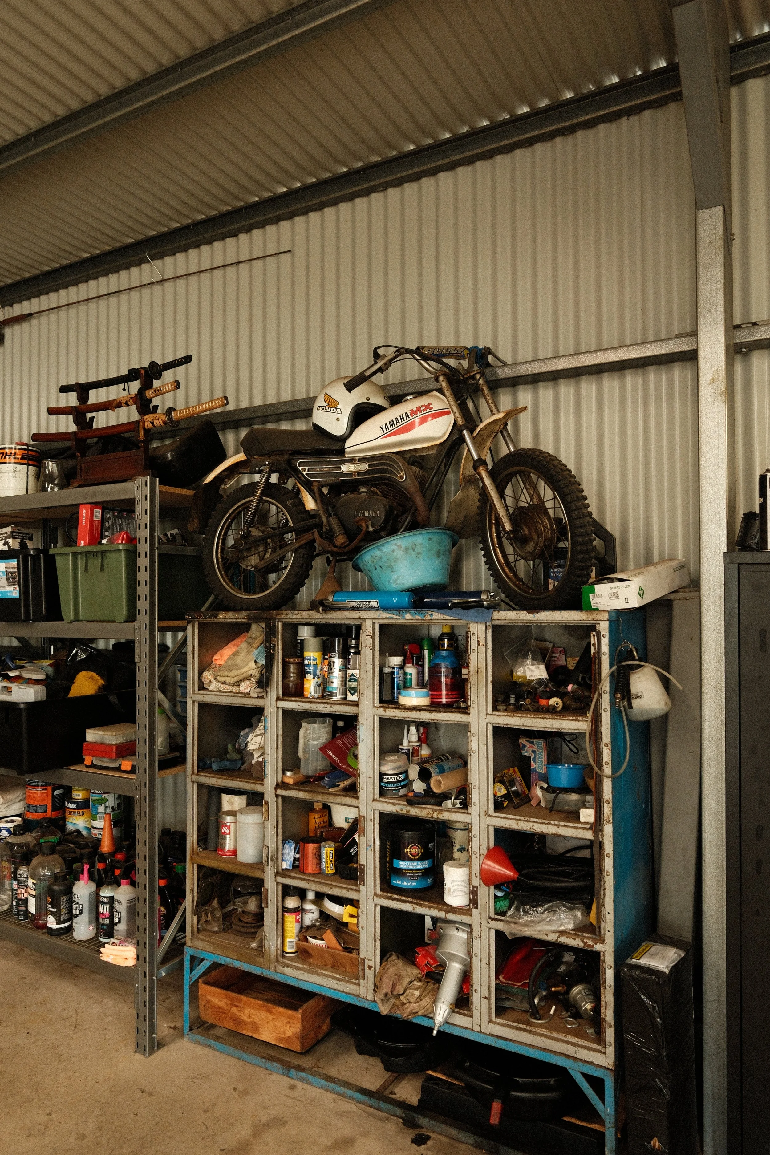 Storage unit