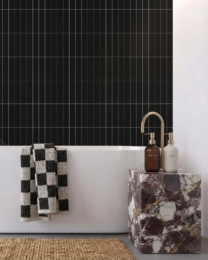 Pastella-Black-Elegant-Bathroom-Design-700x875.jpg