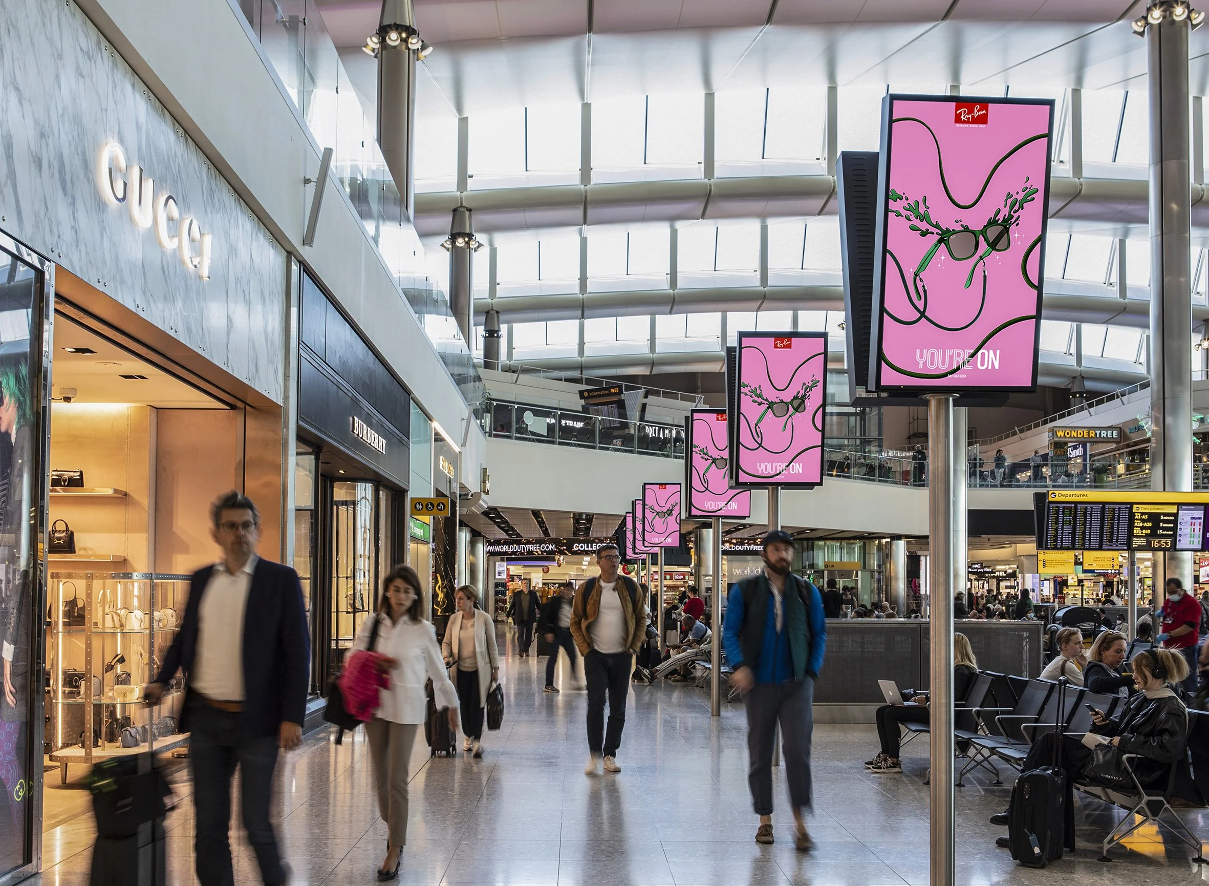 JCDecaux-Programmatic-launch-at-Heathrow-2022-emailable.jpg