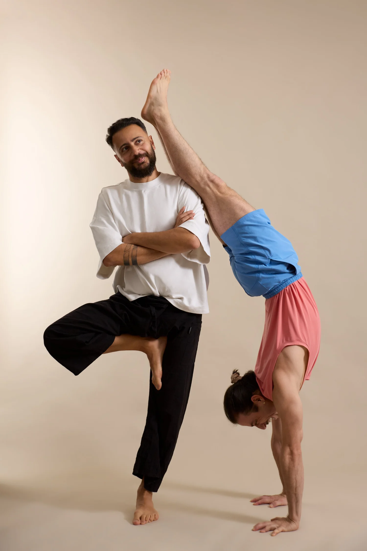 200H Multi-Style Yogalehrer-Ausbildung in Berlin mit Sha und Chris, SHA-LA Academy