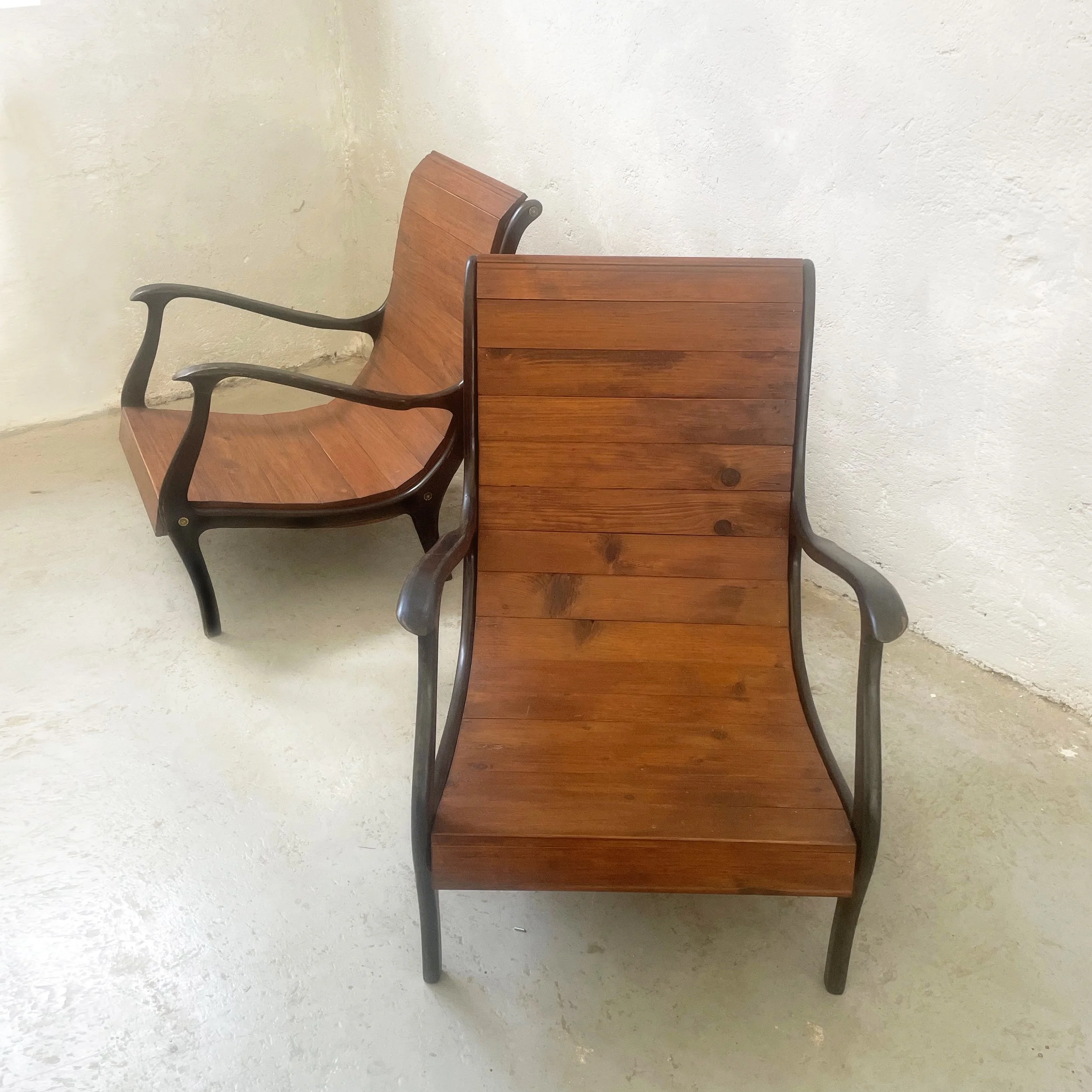 coppia poltrone legno 2.jpg