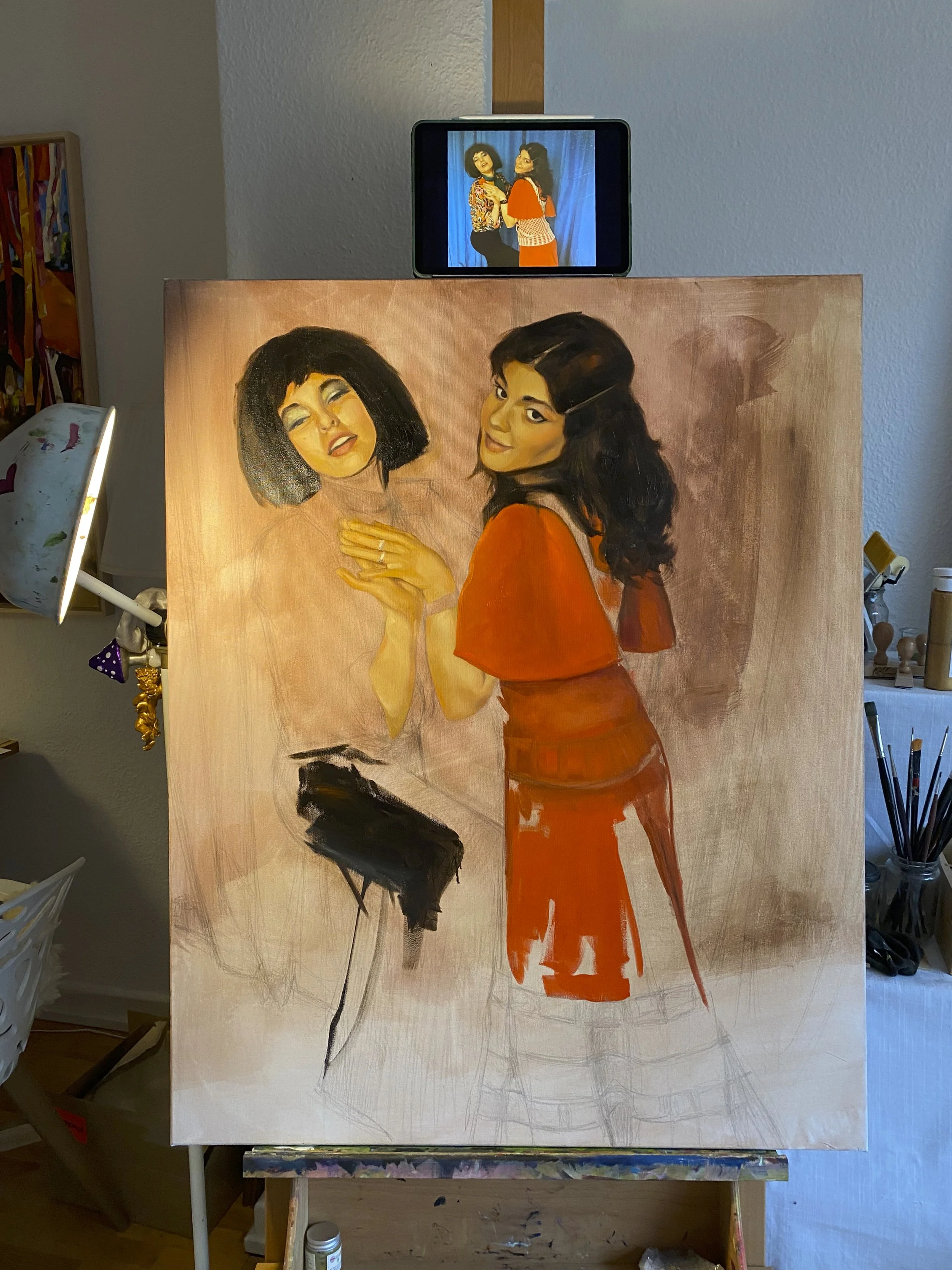 Mom in her 20's - detail 1