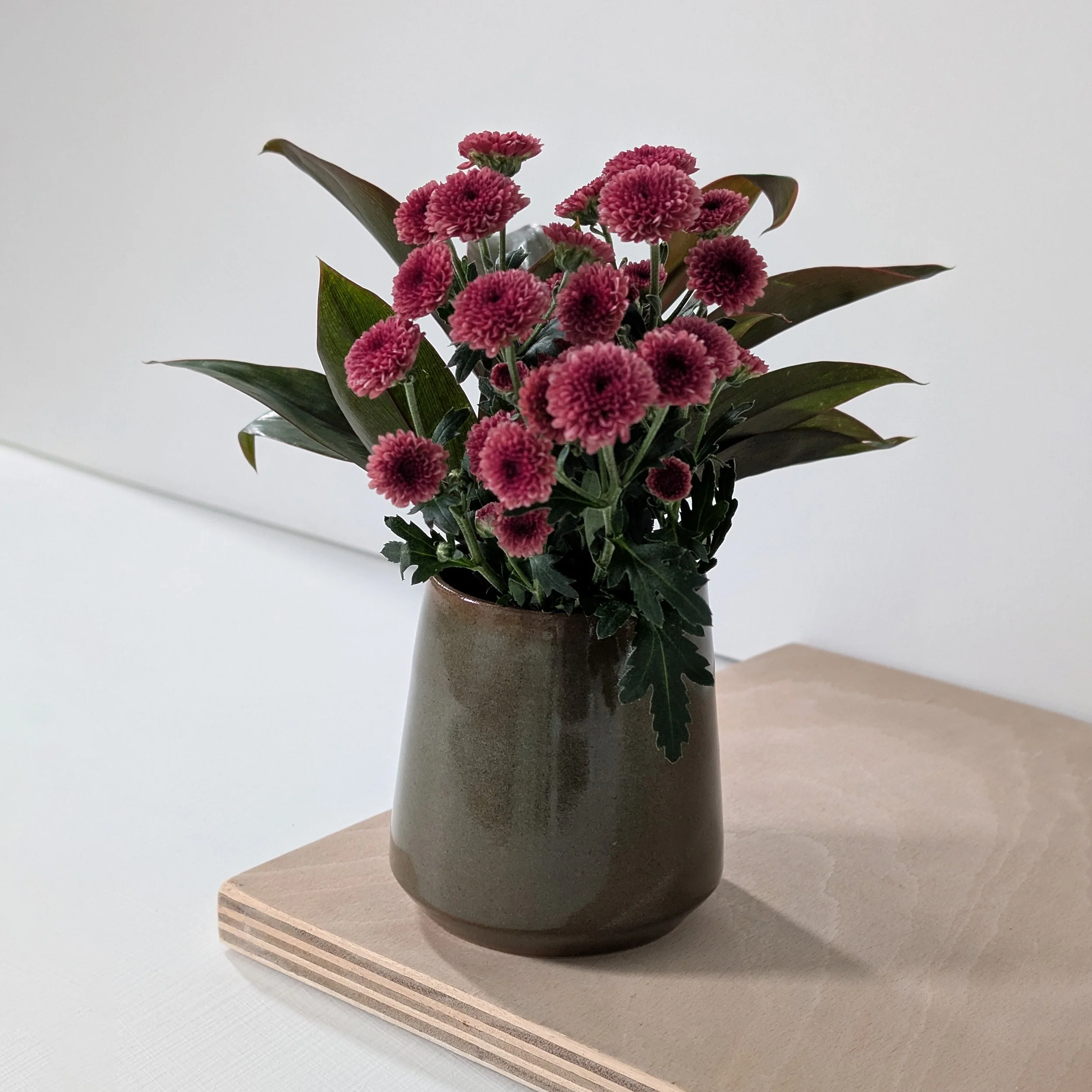Small Vase in Sycamore Green