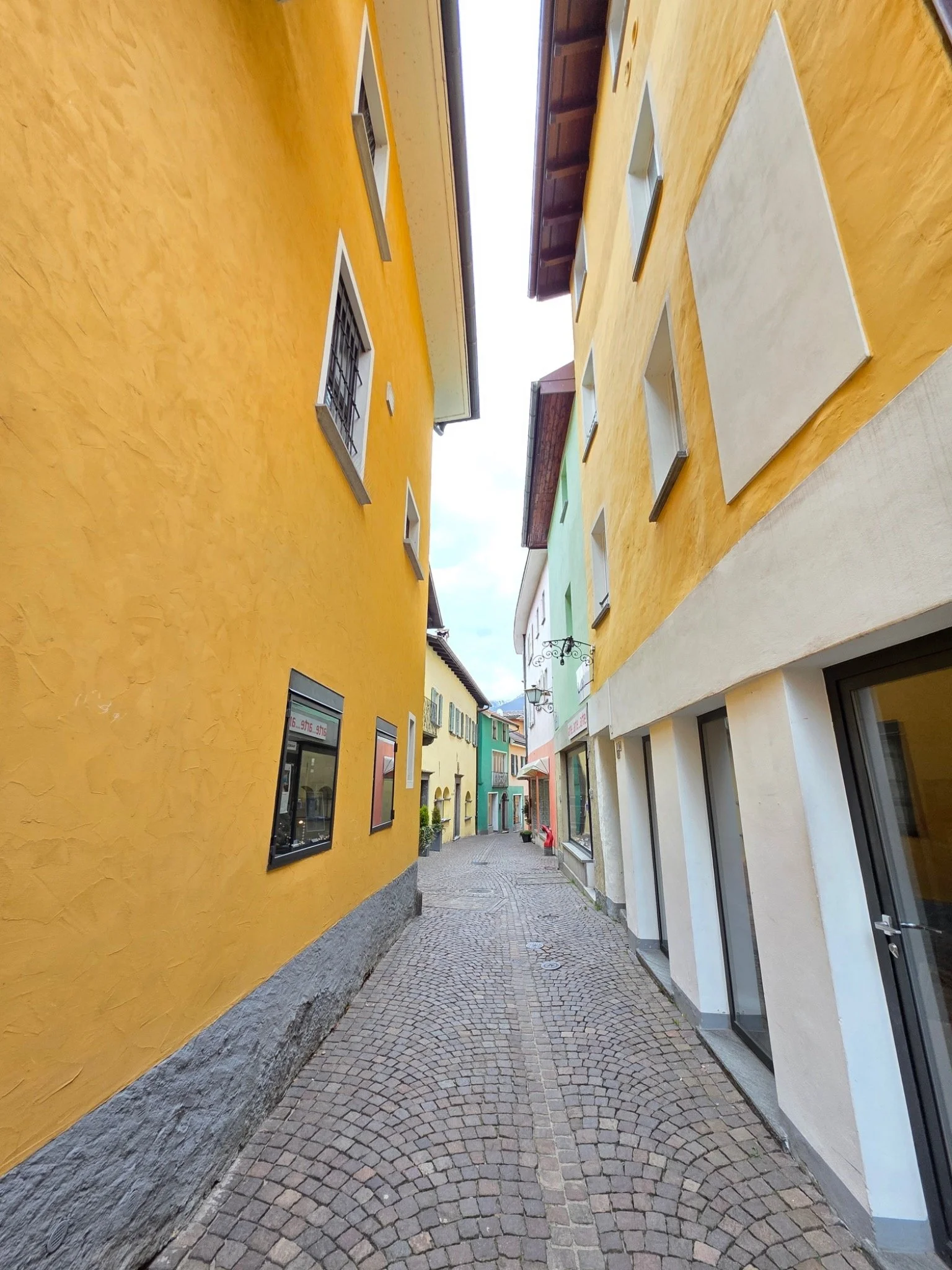 20 vert_converted.jpg