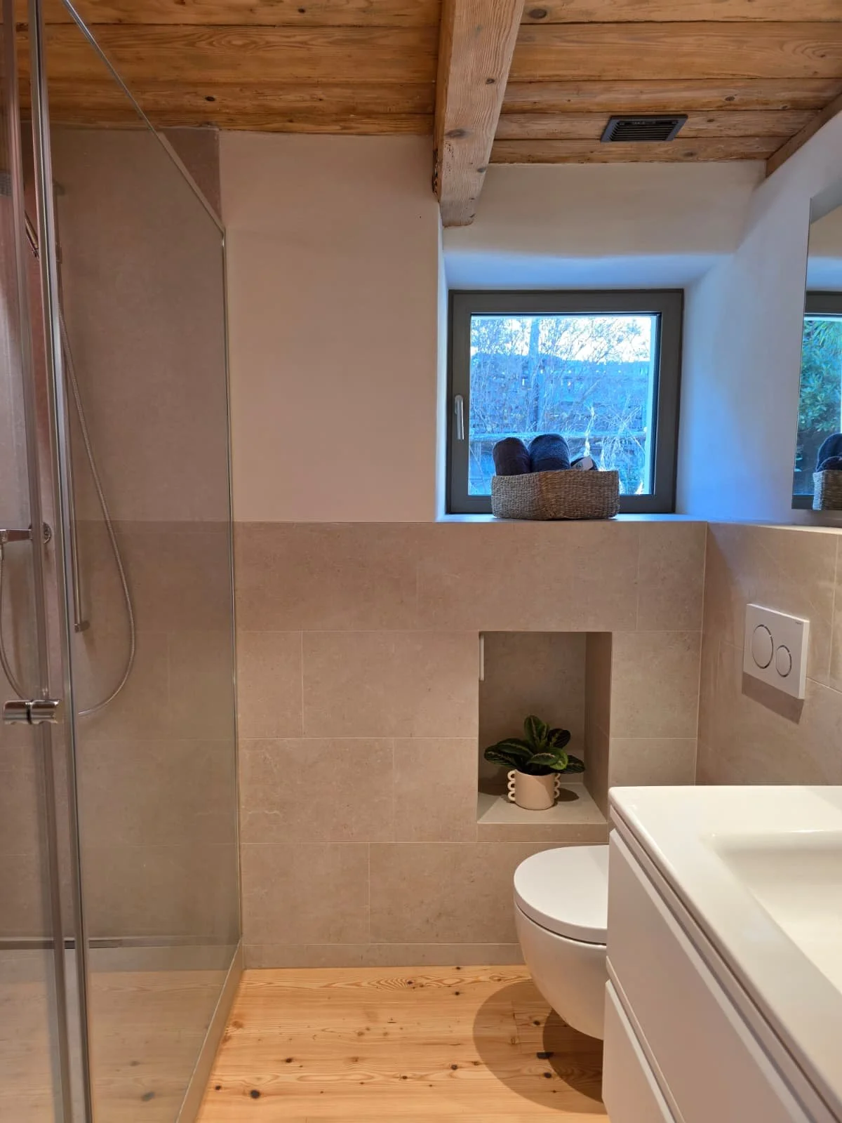 WhatsApp Image 2025-12-12 at 3.20.37 PM (1).jpeg