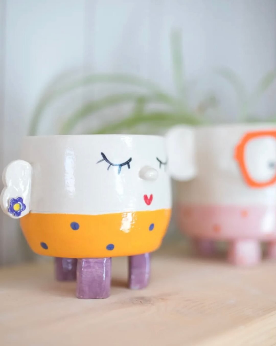 She&rsquo;s BACKKKK 🤍🔥

@bakedstonepotteryuk returns for our next market, on Saturday 6th June!

My sweet market mumma (my very good friend I&rsquo;ve met through years of markets 💛), Libbi, will be showcasing her gorgeous collection of handcrafte