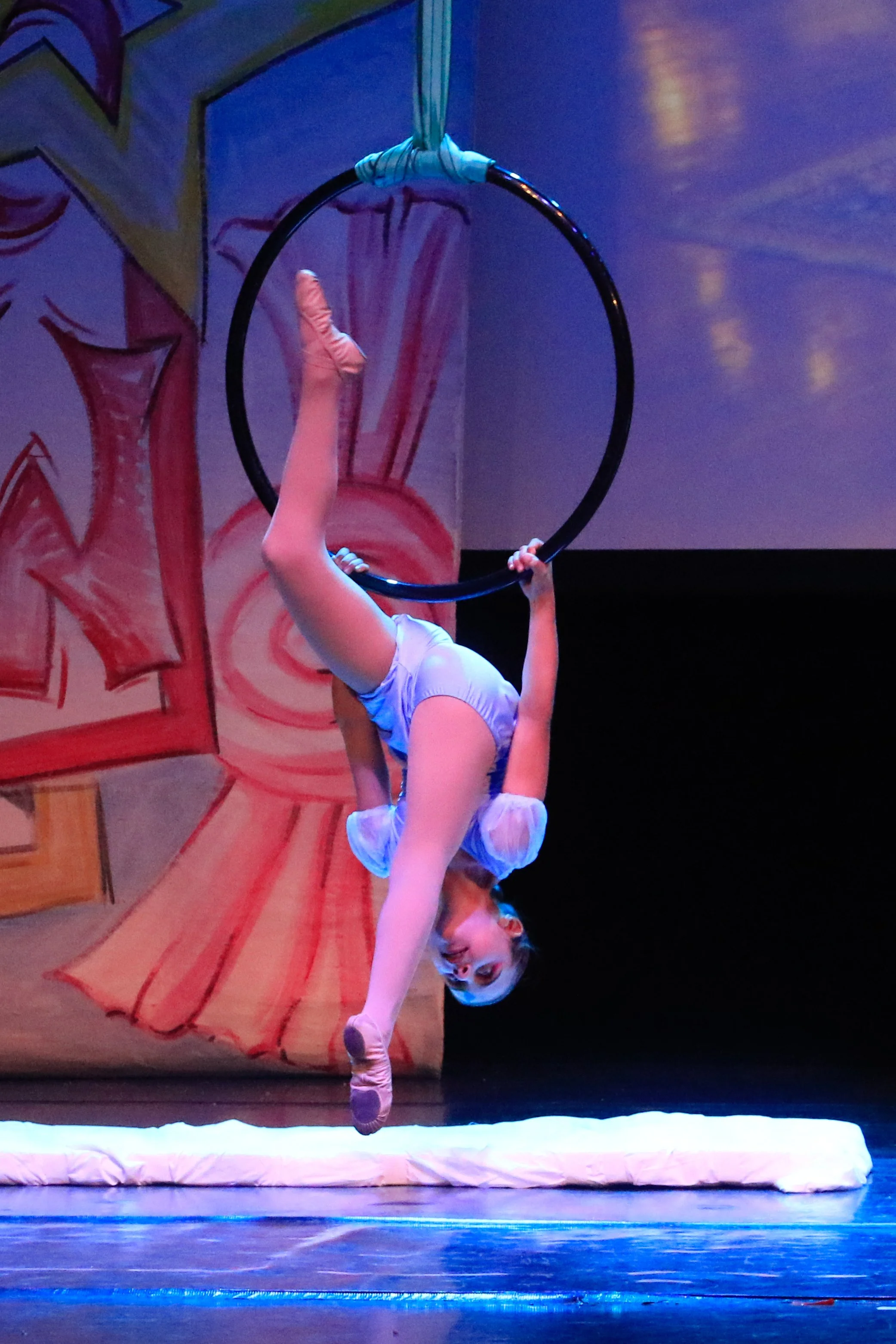 Acrobatica e Cerchio Aereo Bambini Laboratorio Danza ASD Legnano