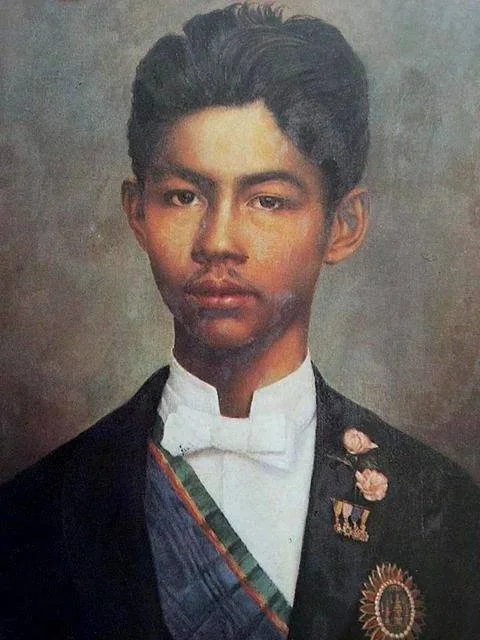 Crown_prince_Maha_Vajirunhis.jpg