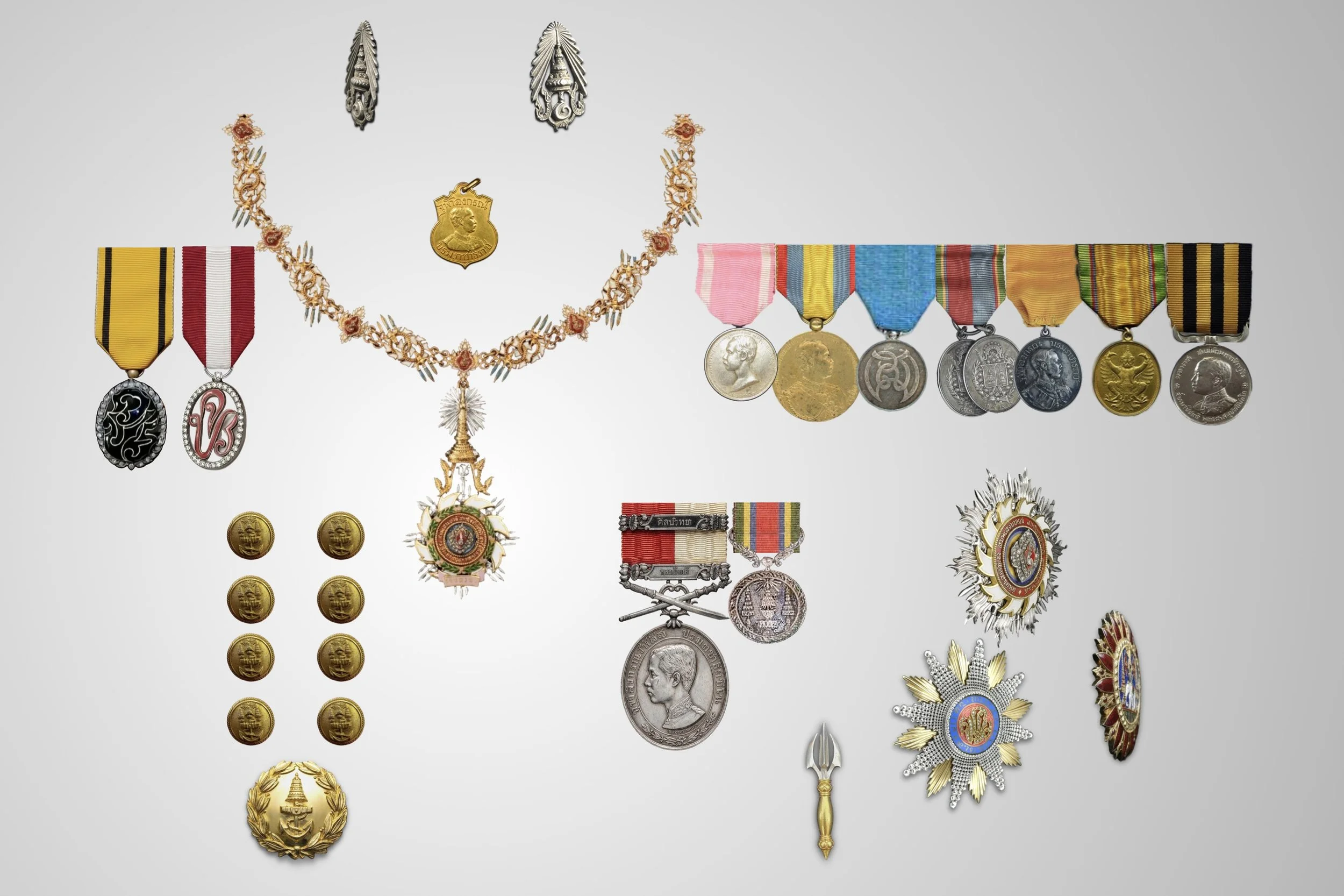 วิธีการบูรณะภาพถ่ายขาวดำโบราณ โดยเฉพาะภาพที่เต็มไปด้วยเครื่องราชอิสริยาภรณ์ (ตอนที่ ๒)