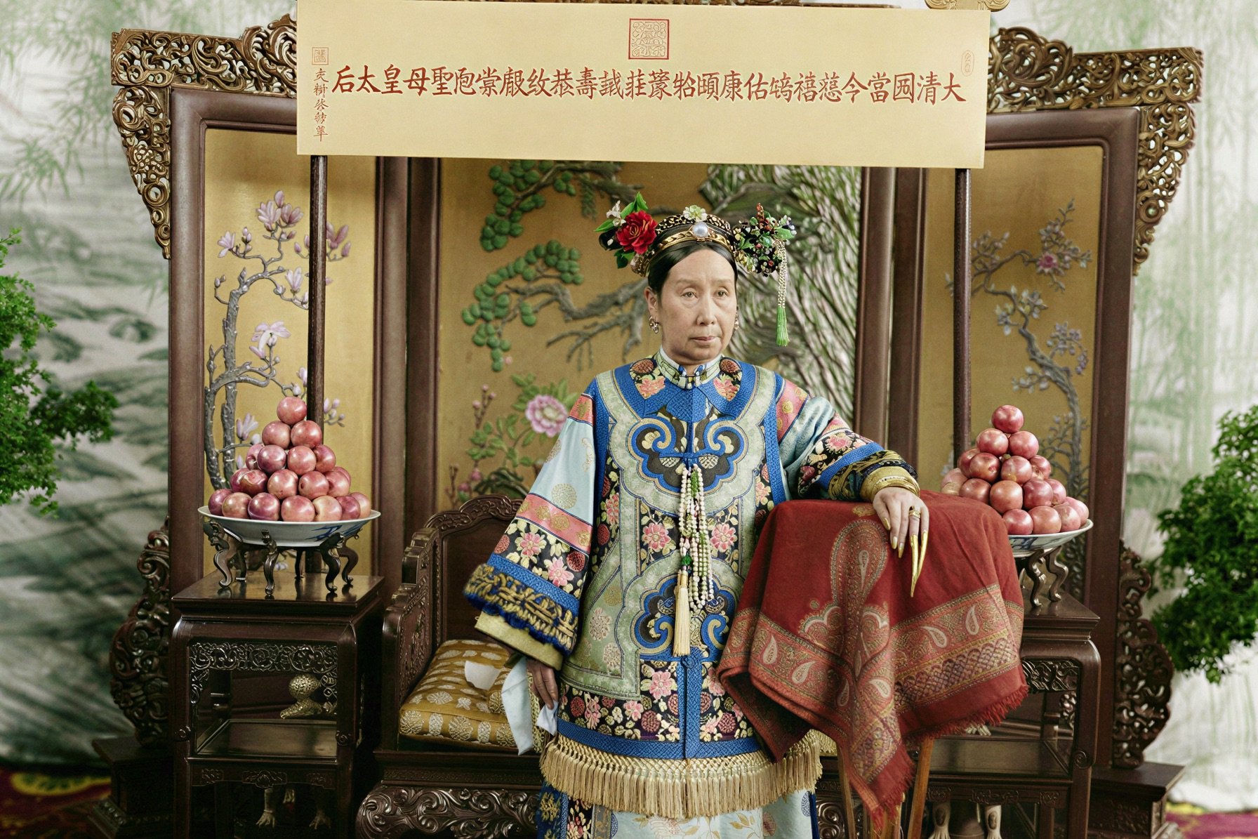 ซูสีไทเฮา (慈禧太后) (ตอนที่ ๓) - “พระฉายาลักษณ์ชุดแรกของ ซูสีไทเฮา (慈禧太后, Cíxǐ Tàihòu): ภาพถ่าย อำนาจศักดิ์สิทธิ์ และการเปลี่ยนผ่านของราชสำนักจีนปลายราชวงศ์ชิง” (1/2)