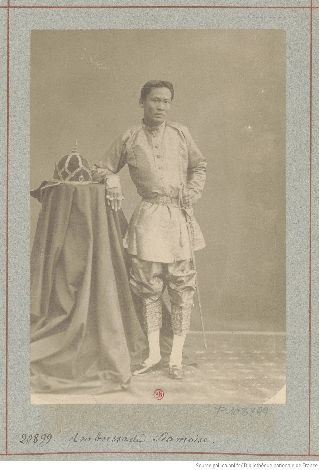 Ambassade_siamoise___[photographie_tirage_[...]Atelier_Nadar_btv1b532459167_1.jpeg