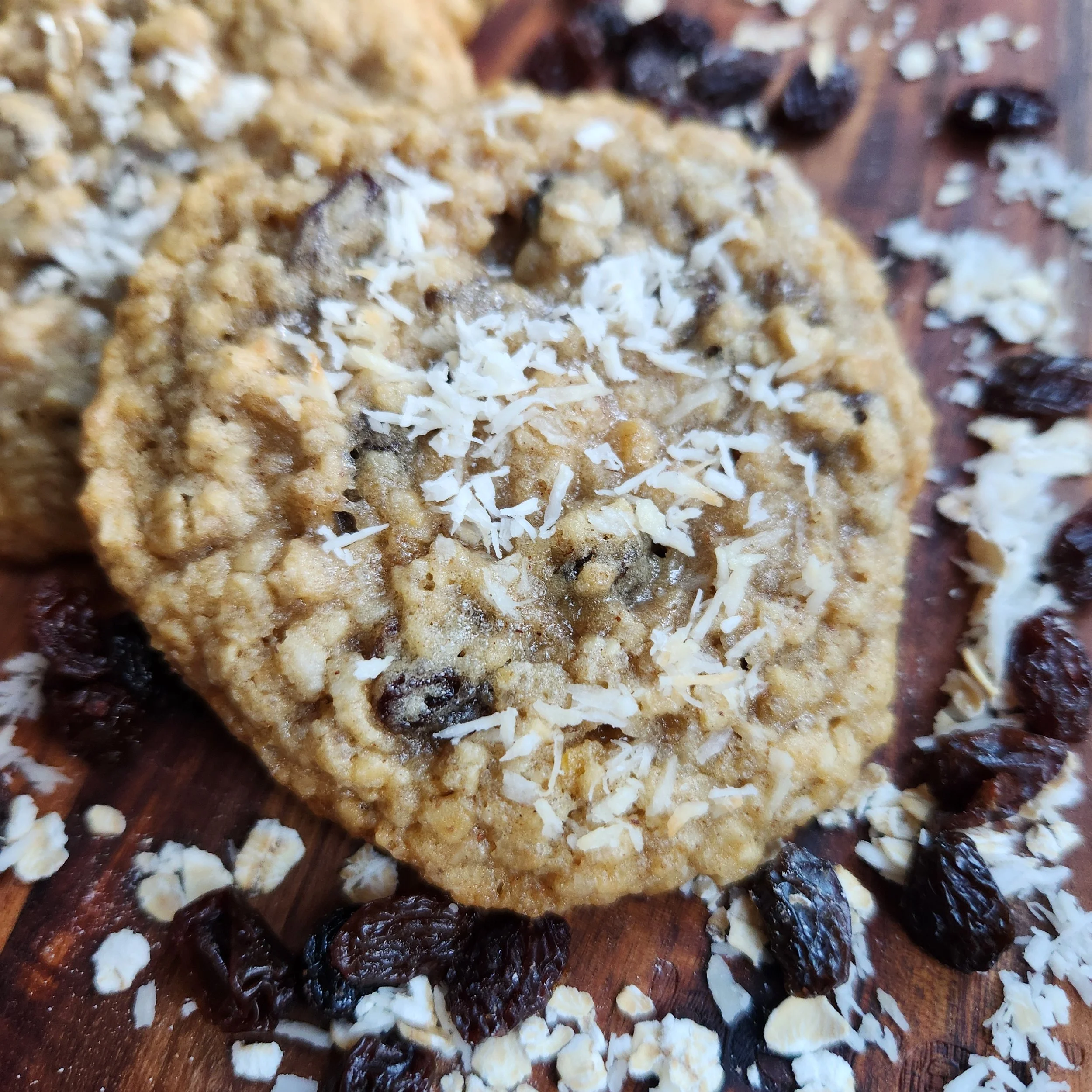 Single Oatmeal Raisin Sourdough Cookie
