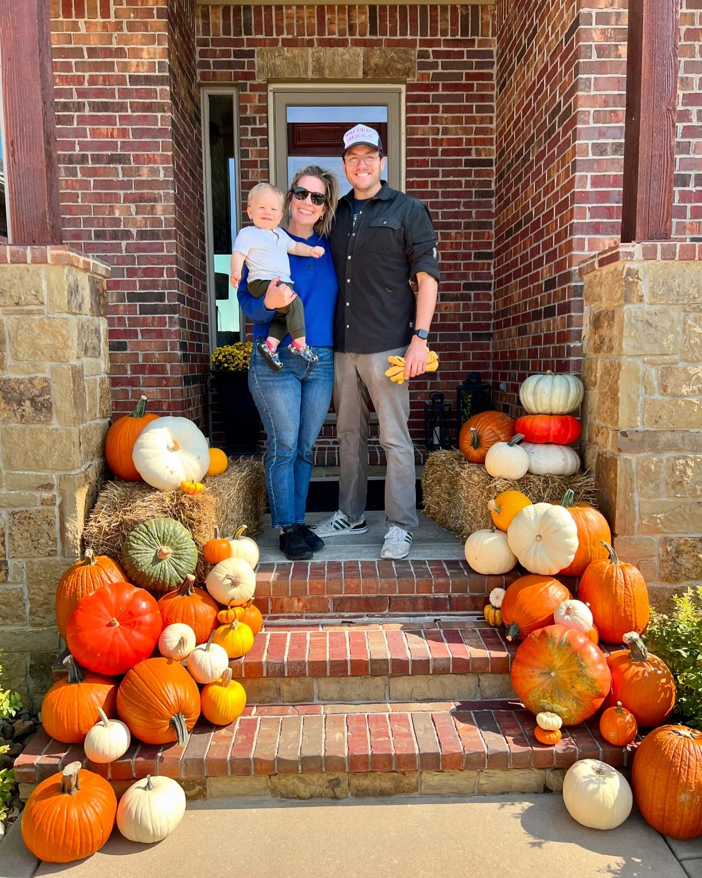 We’re so excited to bring the pumpkin patch to your porch!