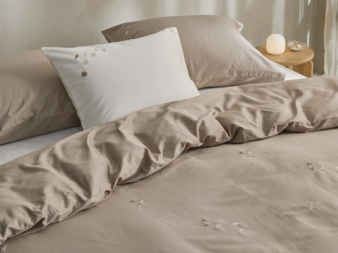 mood-pillowcase-cotton-sateen-warm-white-seashell-2.jpg