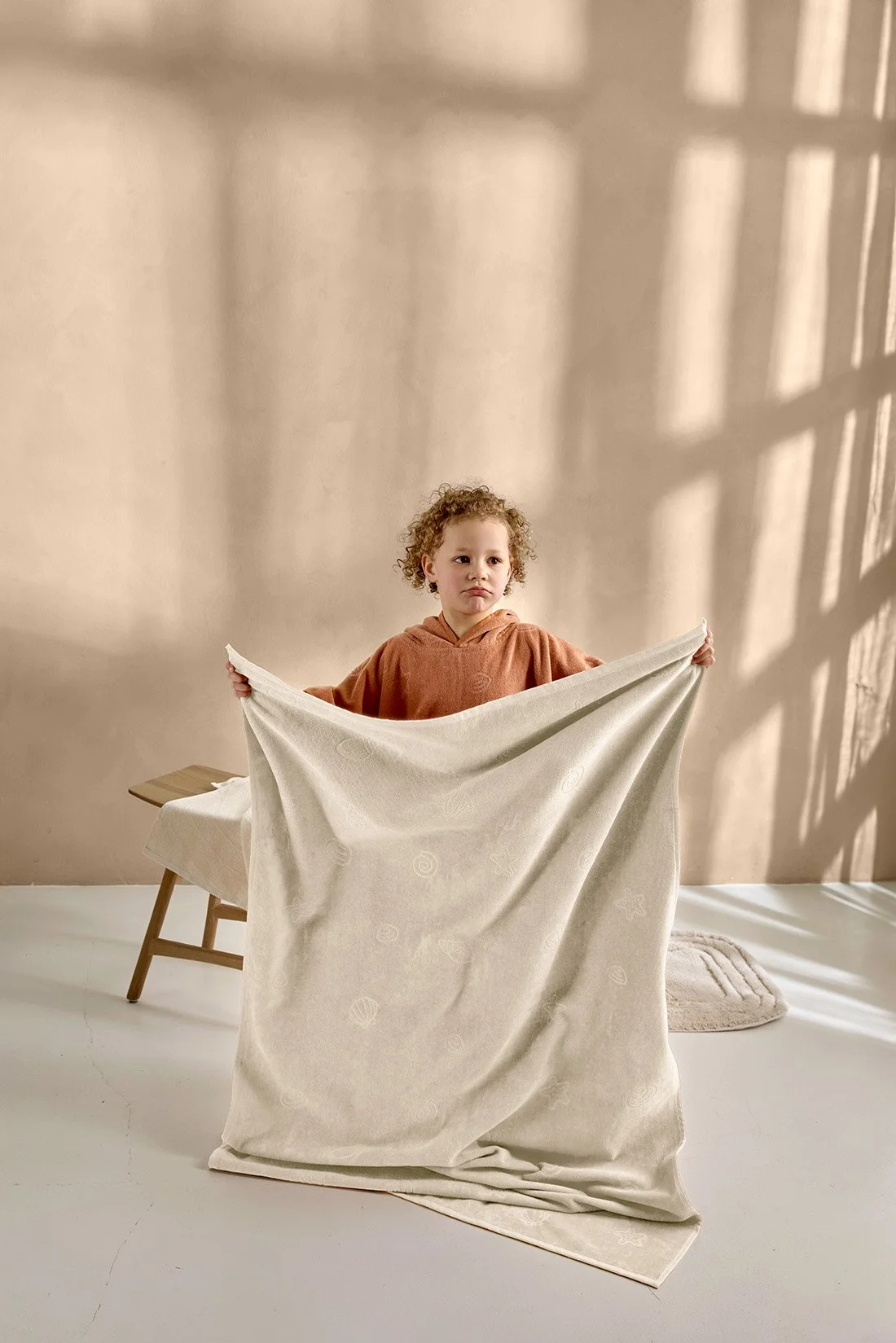 Strandlaken velours seashell soft sand 86x140.jpg