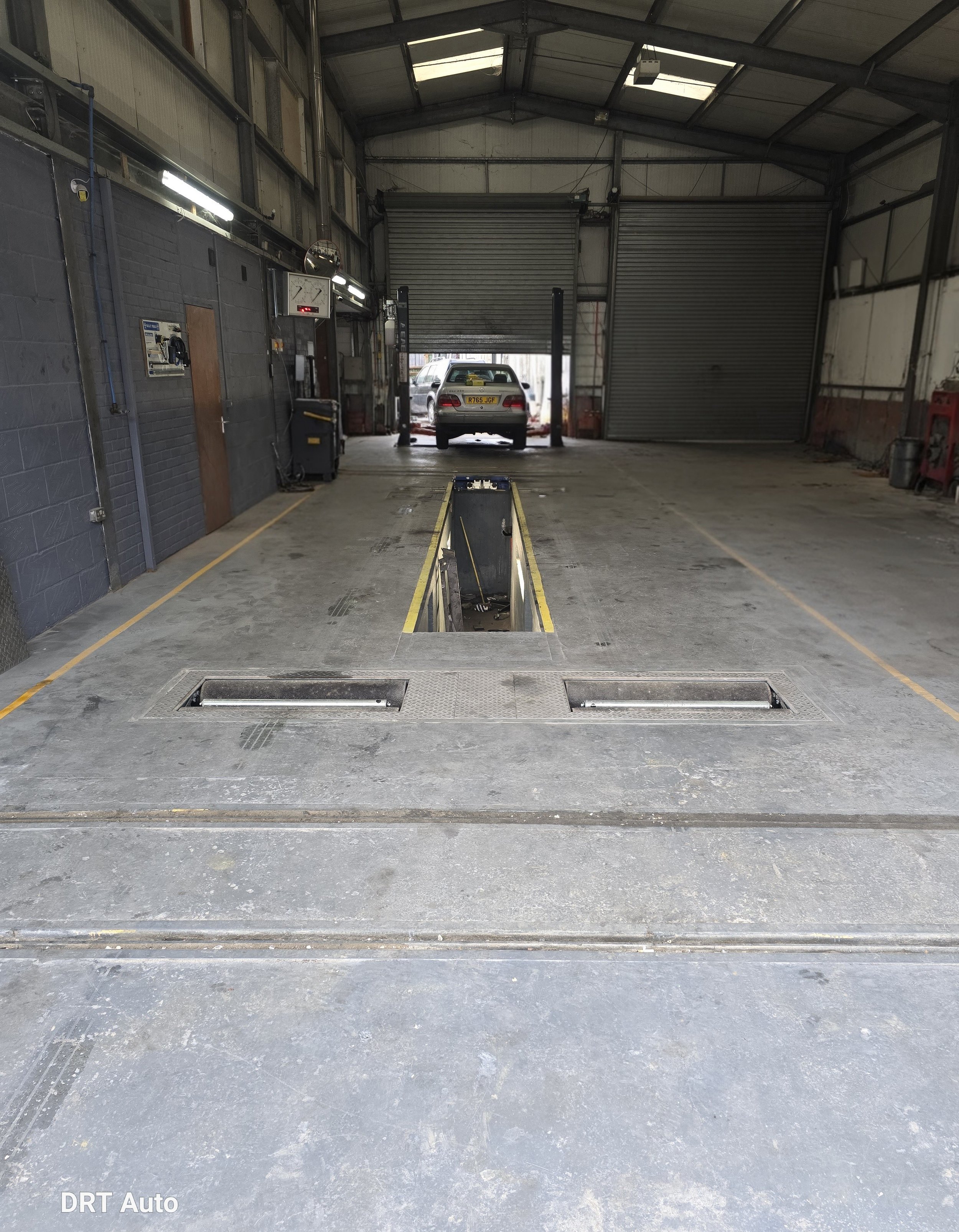 MOT testing at DRT Auto Ltd in Harlow, Essex