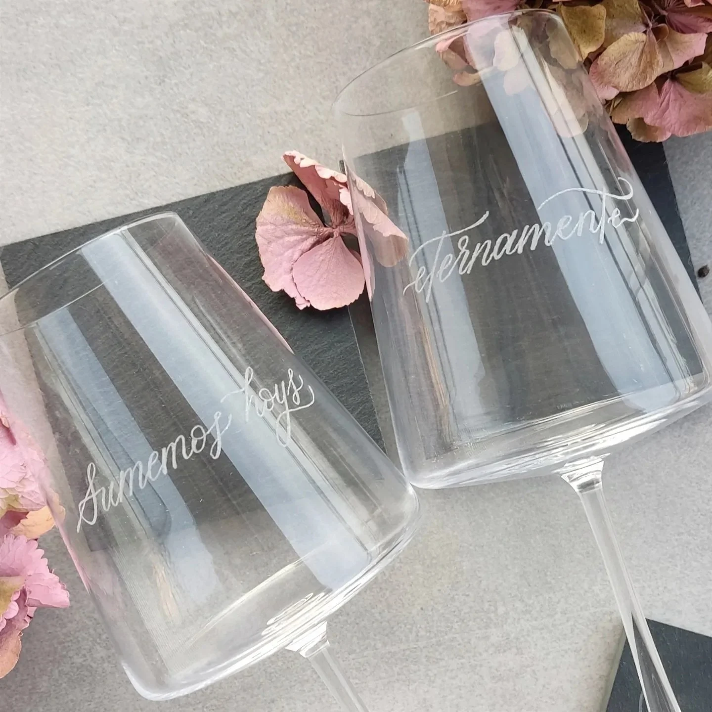 Engraved wine glasses. Mallorca engraving