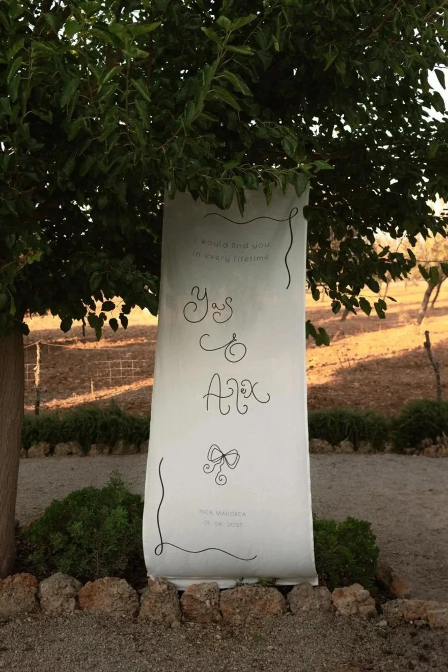 Mallorca wedding linen sign. Wedding calligraphy