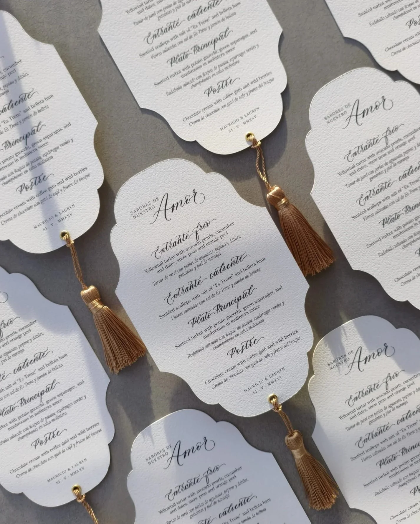 Bespoke wedding menu card. Wedding stationery and signage Mallorca. Wedding calligraphy