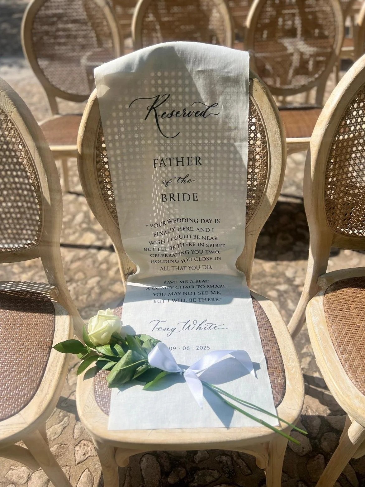 Mallorca wedding linen sign. Reserved for missing loved one. Wedding calligraphy