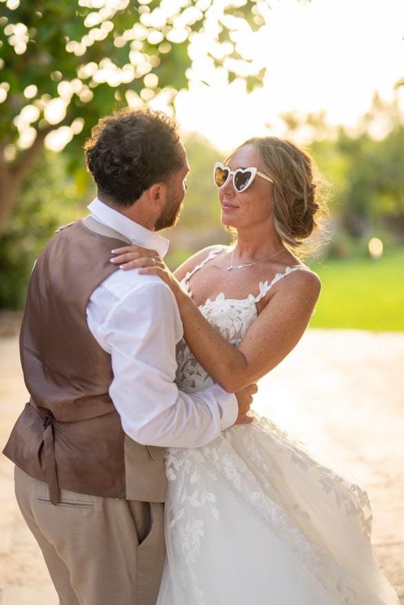 Personalised sunglasses. Wedding.