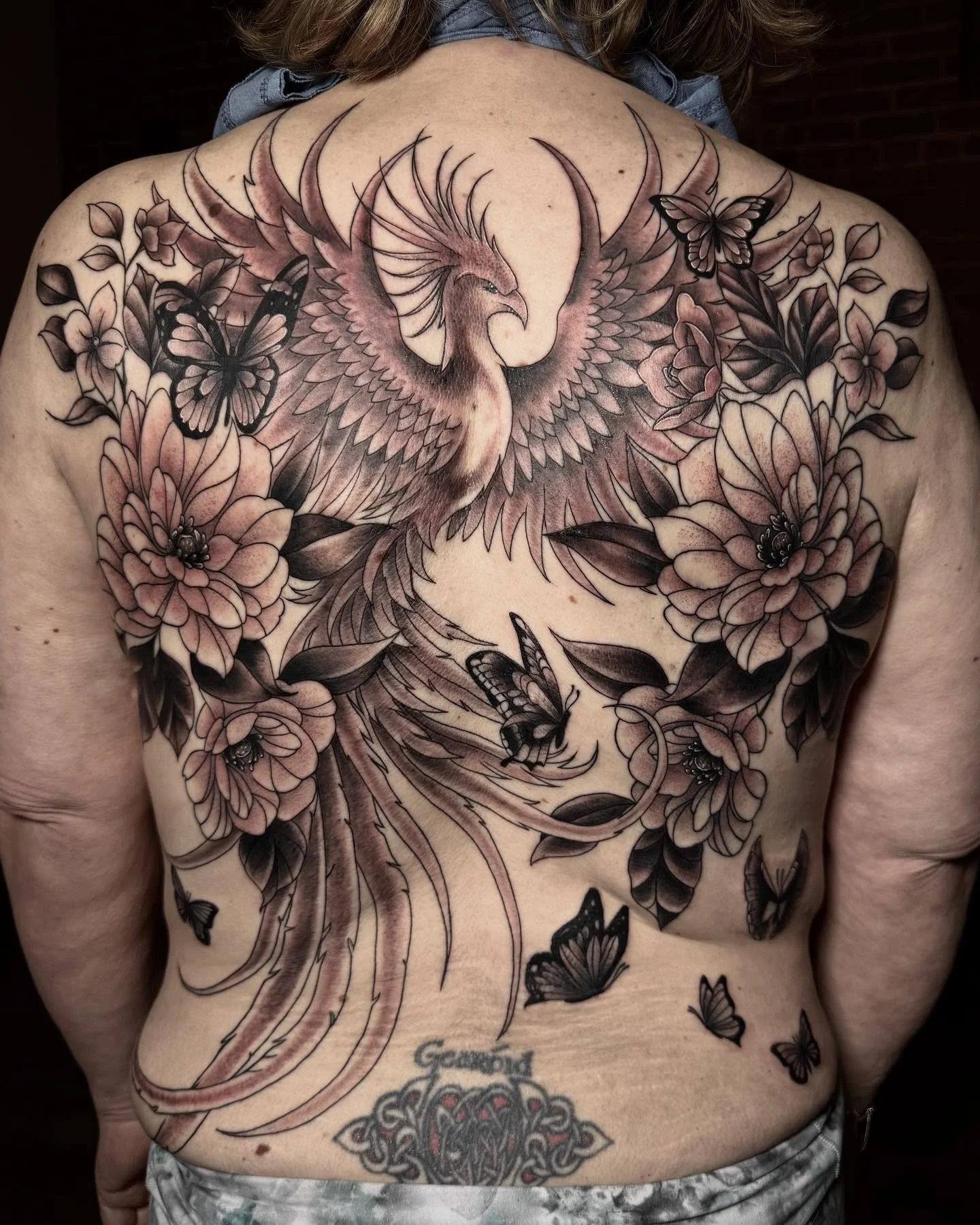 Recent work done by our resident artist  @permanentglo ★ To book your next appointment send them a DM or EMAIL!