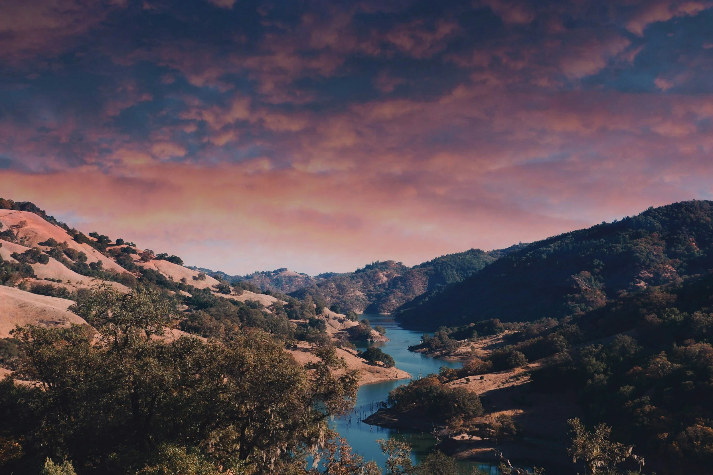 Image of Sonoma River representing Tiny Cottage Therapy offering online therapy services throughout California.