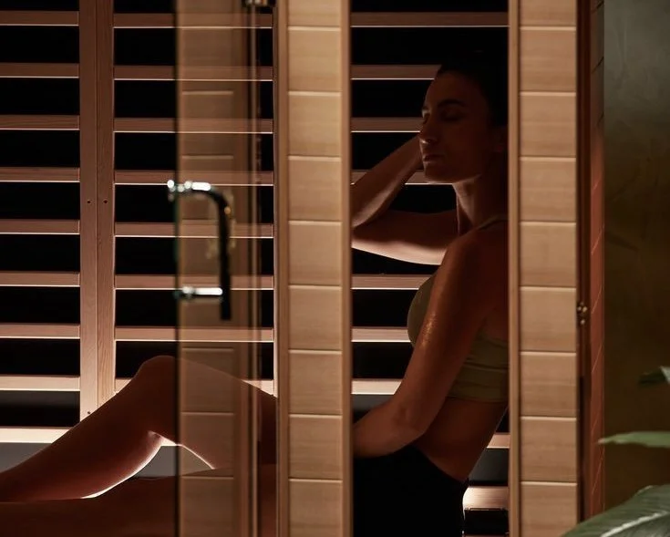 Sauna and Strength: How Heat Exposure Enhances Muscle Recovery and Growth 