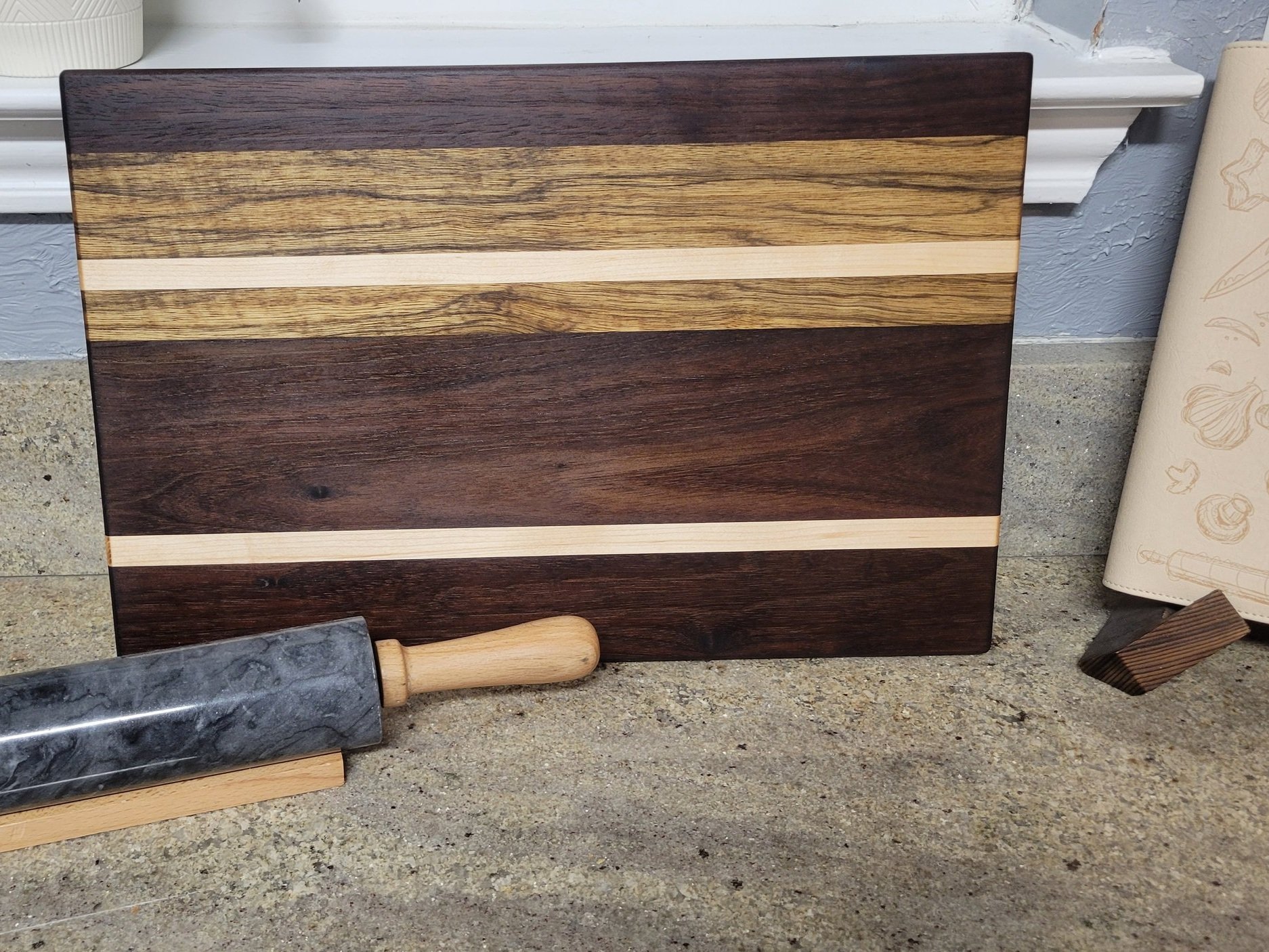 Striped+Cutting+Board+2.jpg