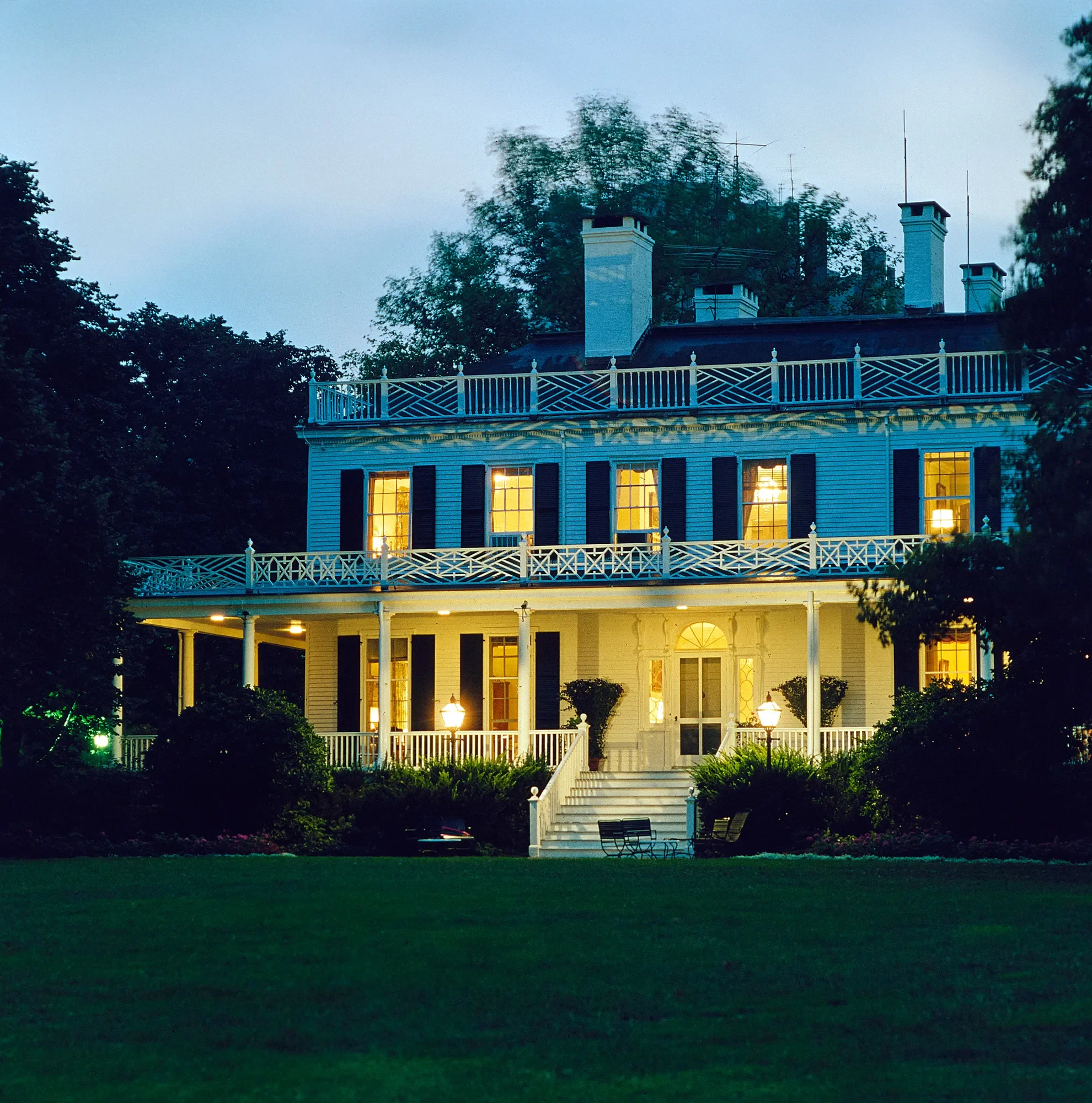 From a Rent-Stabilized Queens Apartment to Gracie Mansion: A Look at Zohran Mamdani's New Home | Photograph Circa Images/Ghi/Universal History Archive/Universal Images Group/Getty Images