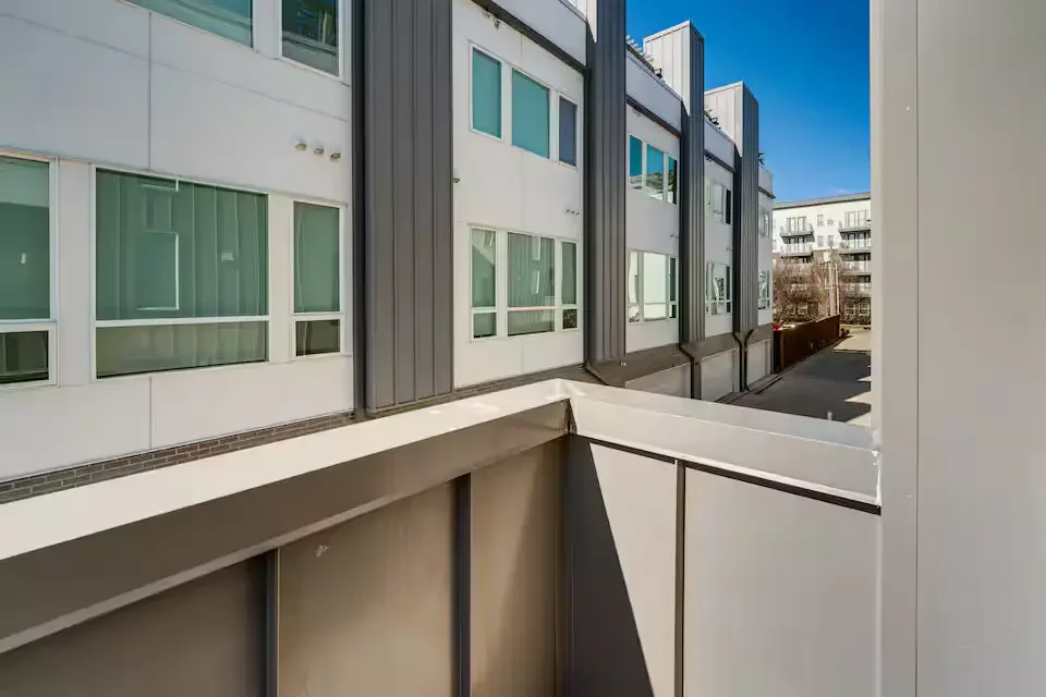 dallas-downtown-monthly-rental-17.webp