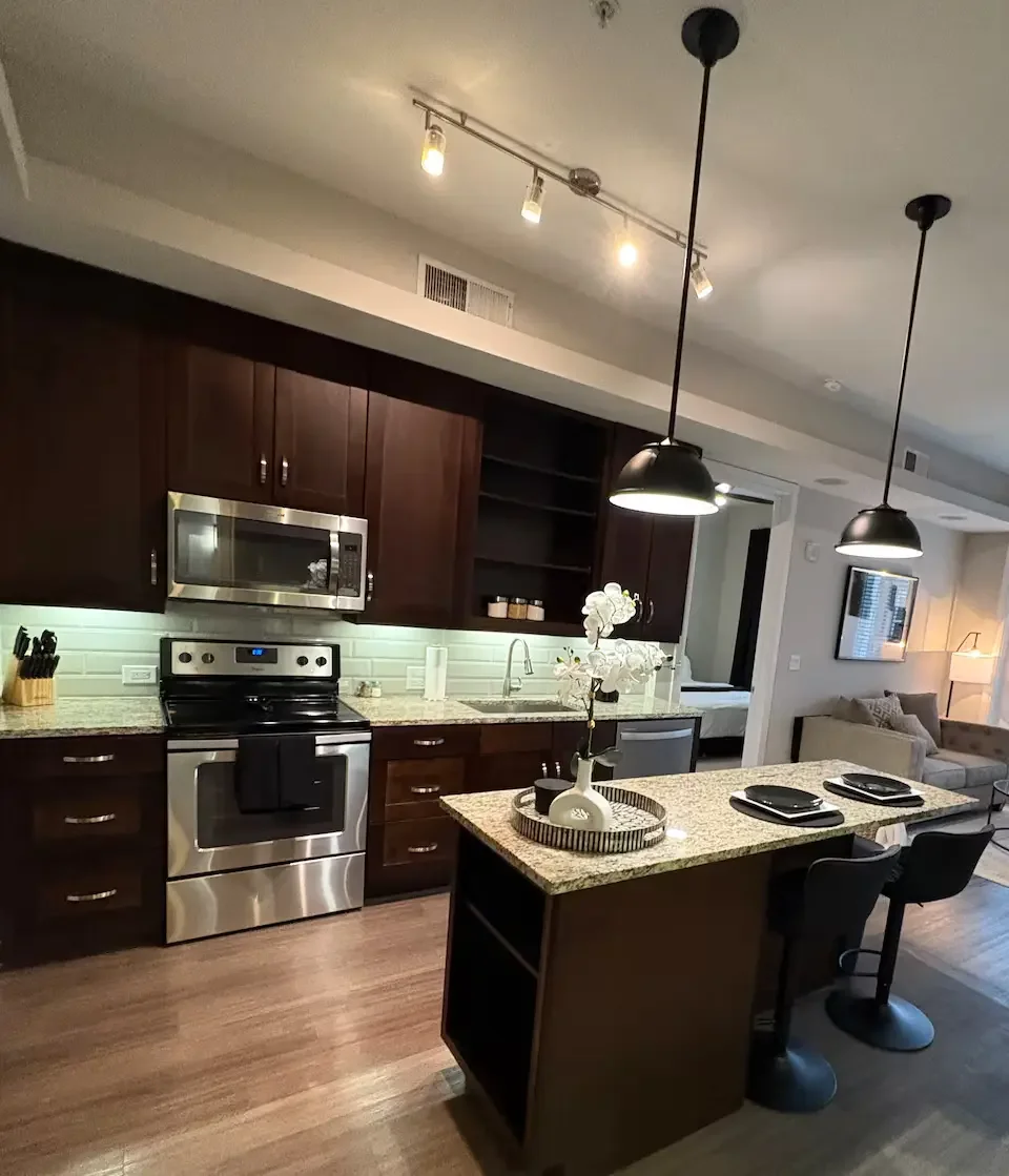 frisco-luxury-condo-8.webp