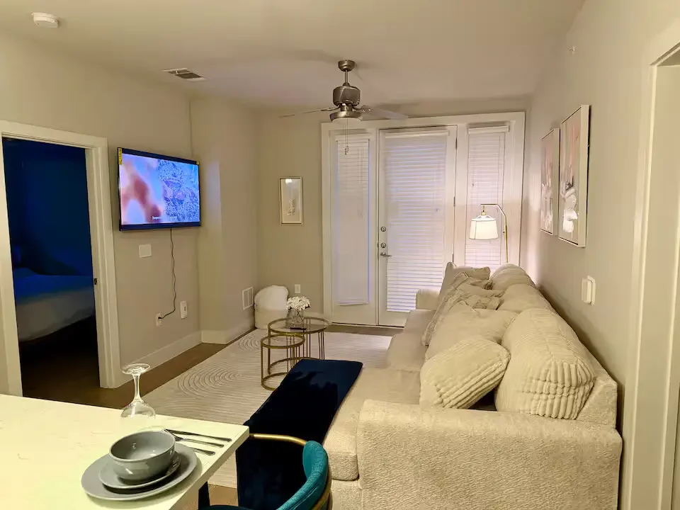 frisco-short-term-apartment-3.webp