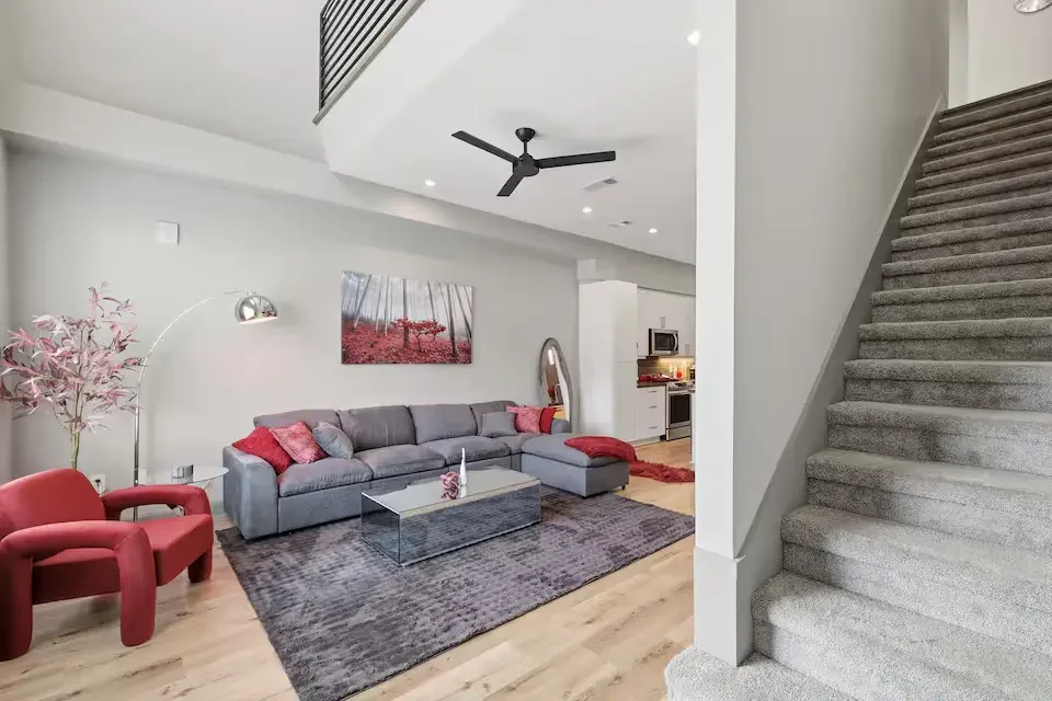 dallas-downtown-short-term-rental-7.webp