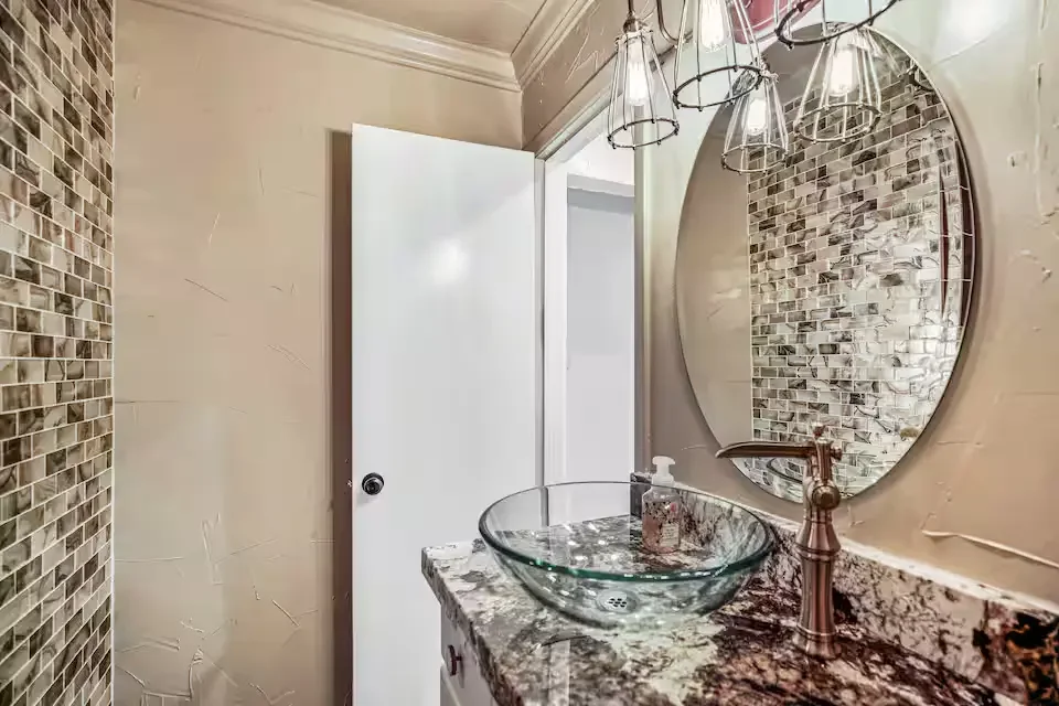 prosper-modern-estate-home-10.webp