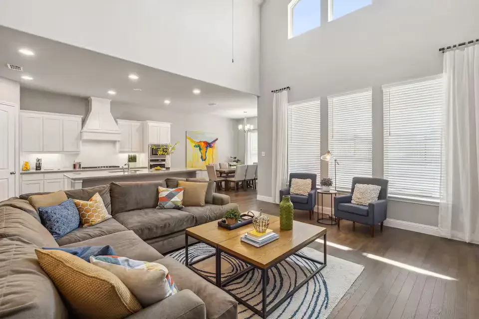 frisco-executive-house-4.webp