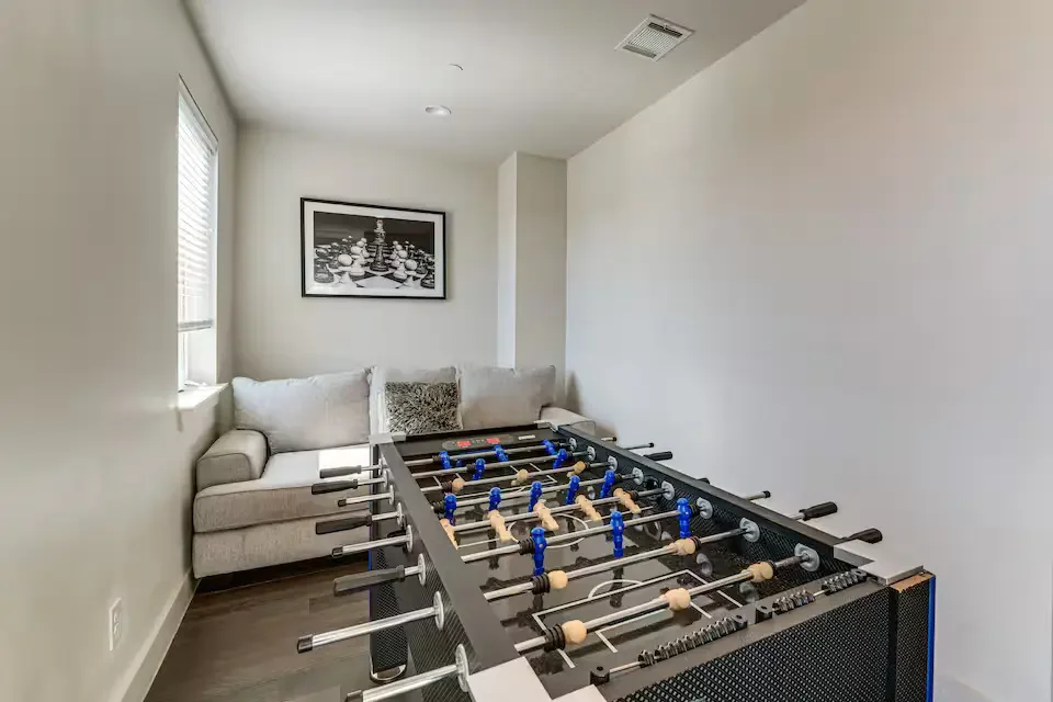 dallas-downtown-monthly-rental-12.webp
