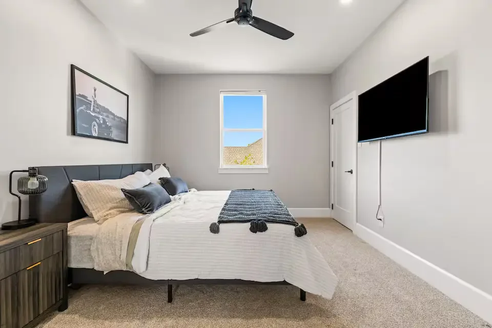 frisco-high-end-house-1.webp