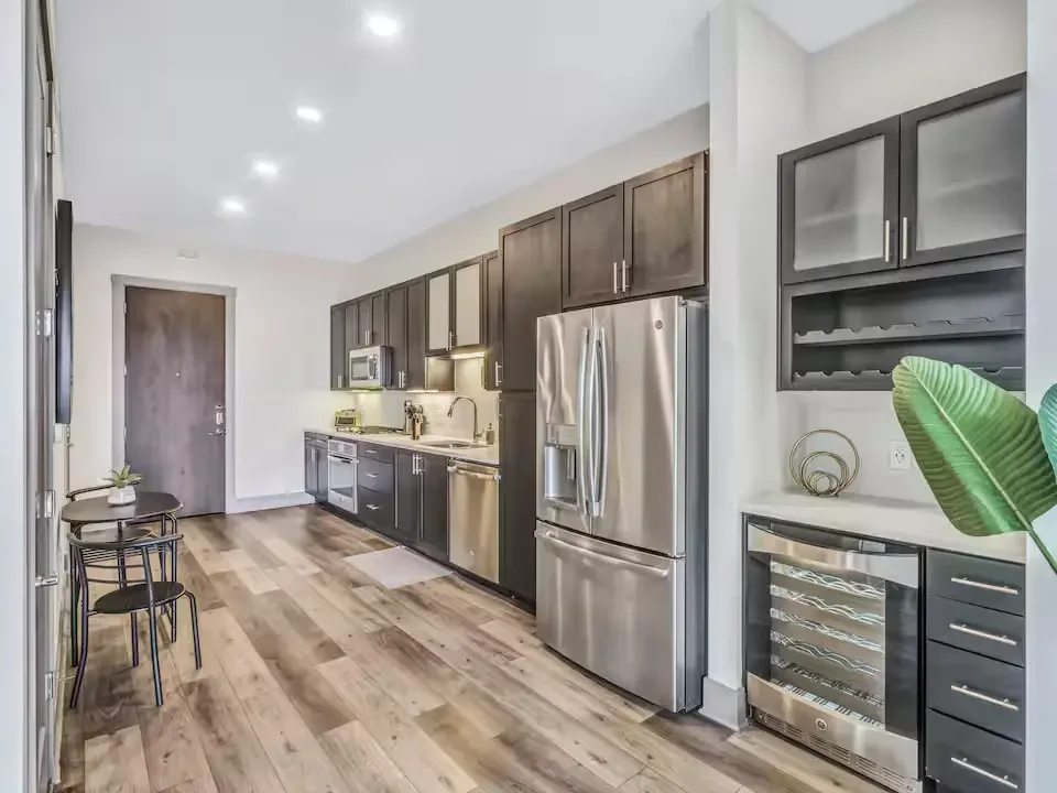 dallas-downtown-apartment-21.webp