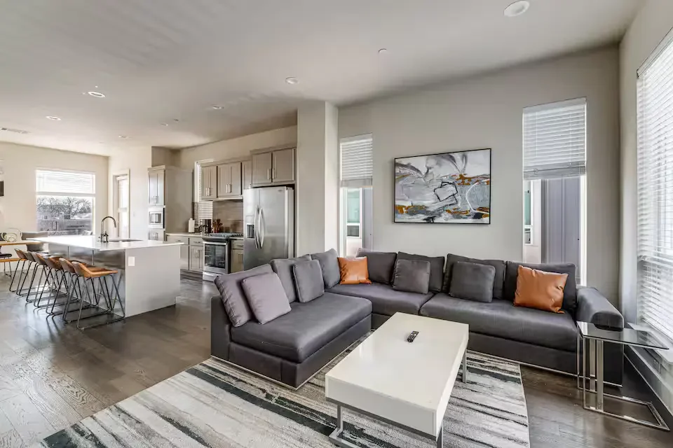 dallas-downtown-monthly-rental-6.webp