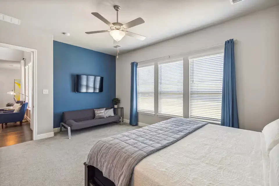 frisco-executive-house-2.webp