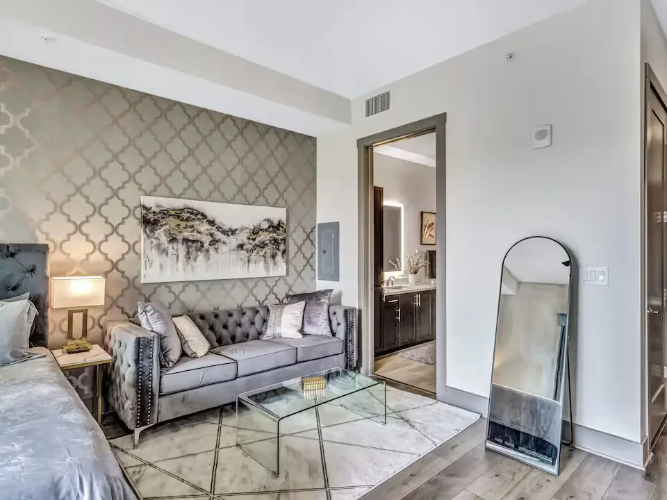 dallas-downtown-apartment-8.webp