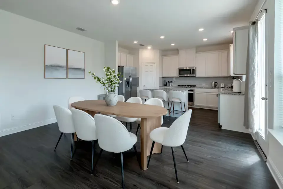 prosper-luxury-family-estate-17.webp