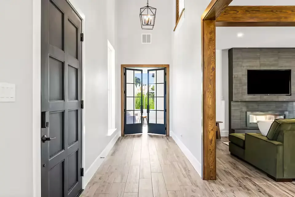 frisco-high-end-house-7.webp