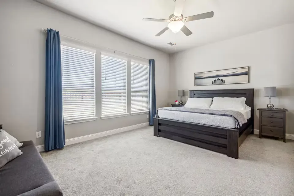 frisco-executive-house-3.webp