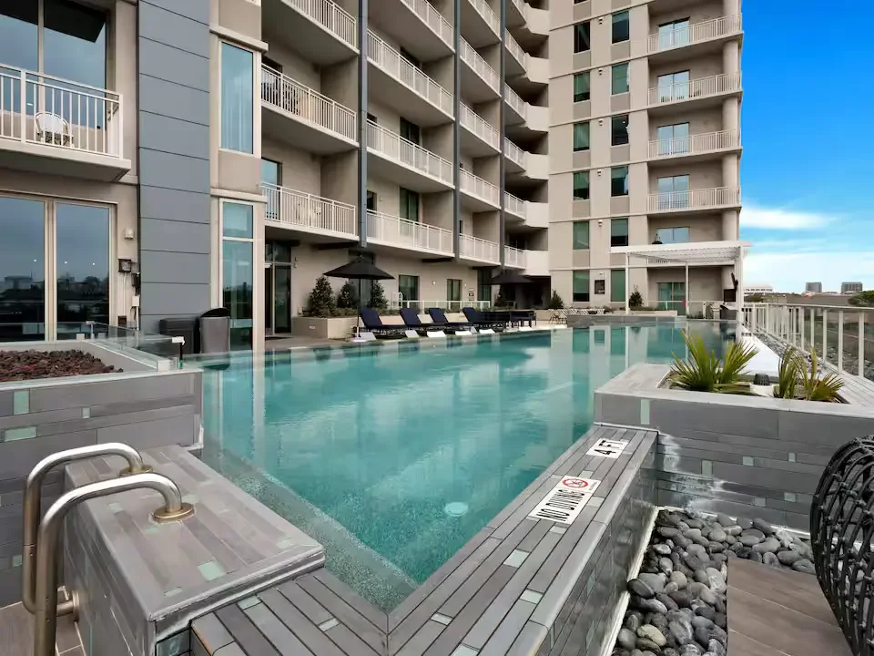 dallas-downtown-apartment-25.webp