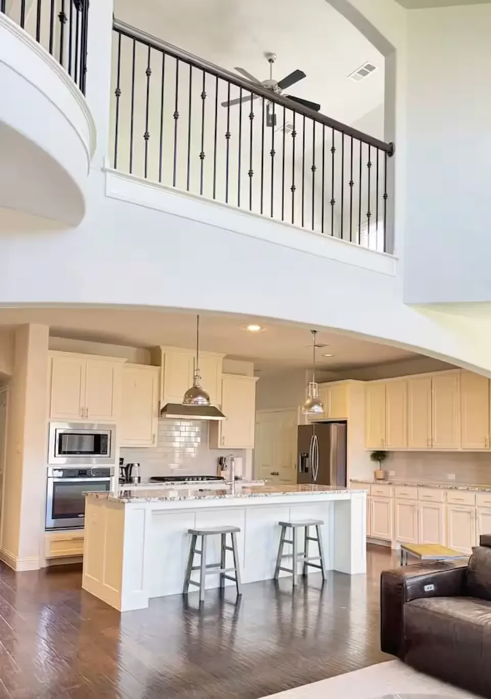 prosper-custom-luxury-home-21.webp