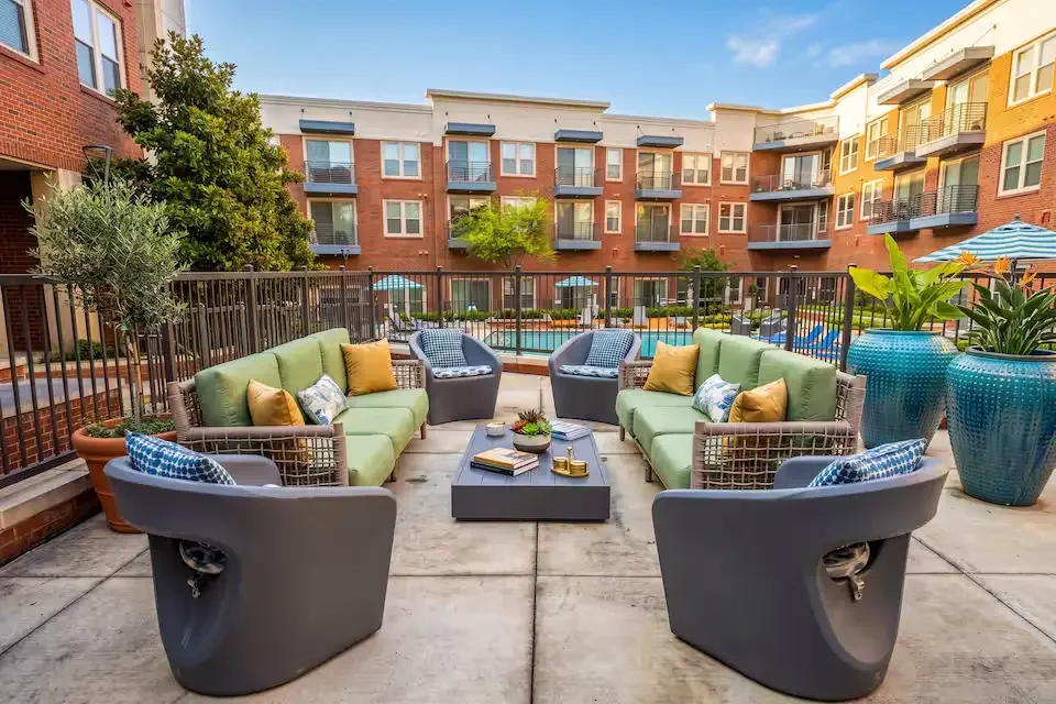 frisco-furnished-apartment-2.webp